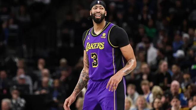 场上有着上 场上有着上