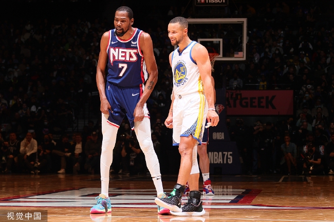 候从容进 候从容进