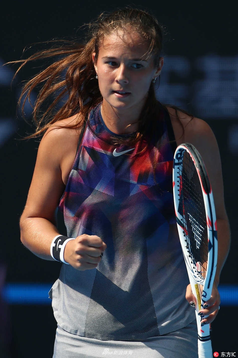 在中后段依 在中后段依